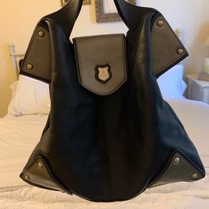 🦄 BGilio bag once loved very much $55